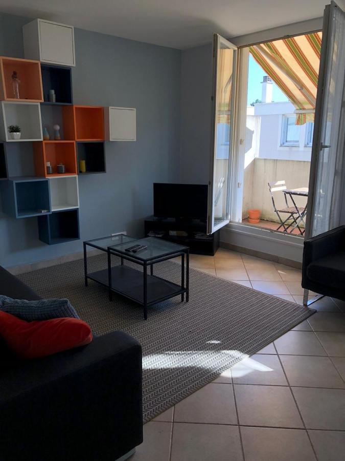 Chambre Paisible Tout Confort Bed & Breakfast Courcouronnes Dış mekan fotoğraf