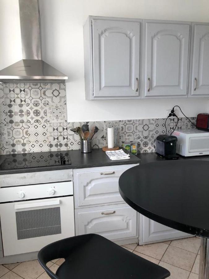 Chambre Paisible Tout Confort Bed & Breakfast Courcouronnes Dış mekan fotoğraf